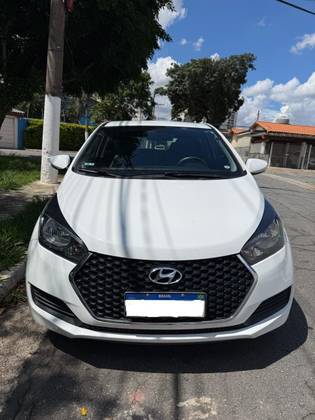 HYUNDAI HB20 1.6 COMFORT PLUS 16V FLEX 4P AUTOMÁTICO